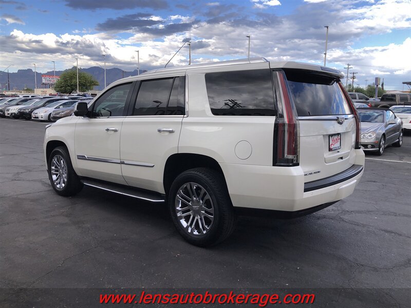 Used 2015 Cadillac Escalade 2WD image 6