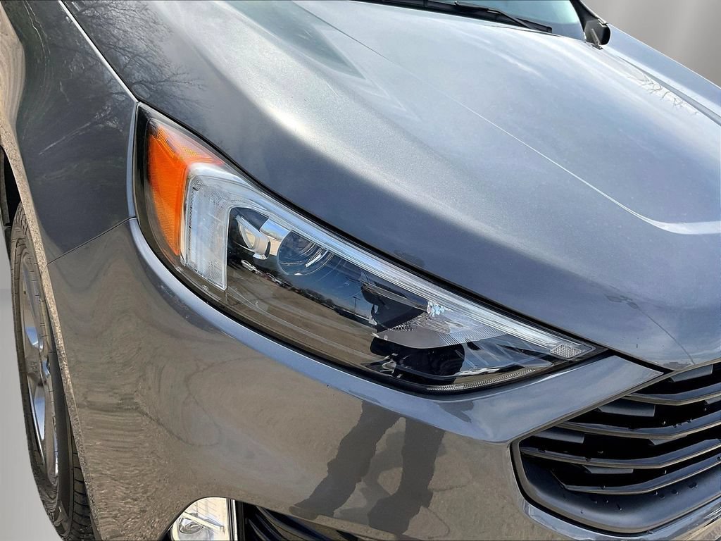 Used 2022 Ford Edge SEL w/ Sport Appearance Package AWD/4WD image 32
