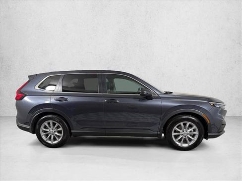 Used 2025 Honda CR-V EX image 3