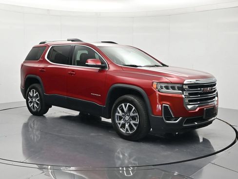 Certified 2023 GMC Acadia SLT FWD image 3
