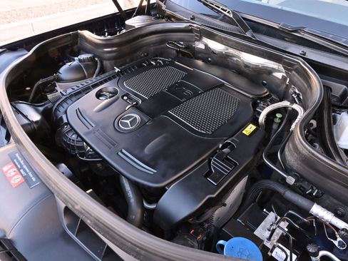 Used 2015 Mercedes-Benz GLK 350 2WD image 39