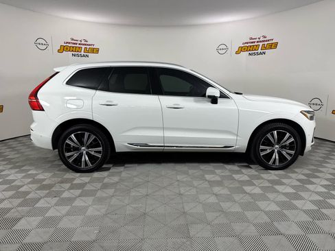 Used 2022 Volvo XC60 T8 Inscription w/ Advanced Package image 7