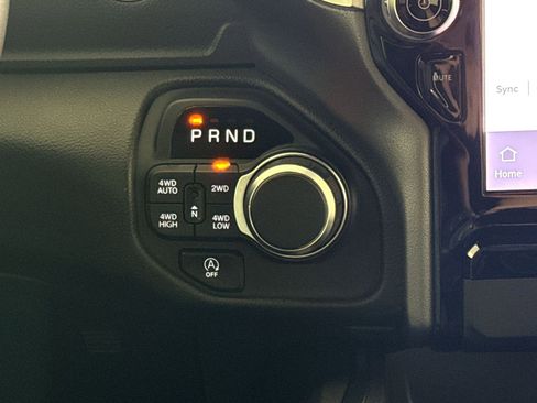 Used 2025 RAM 1500 Big Horn AWD/4WD image 22