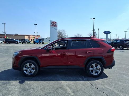 Certified 2025 Toyota RAV4 XLE image 4