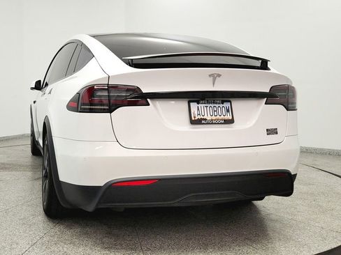 Used 2022 Tesla Model X Plaid AWD/4WD image 4