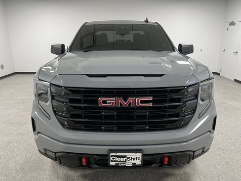 Used 2024 GMC Sierra 1500 Elevation image 3