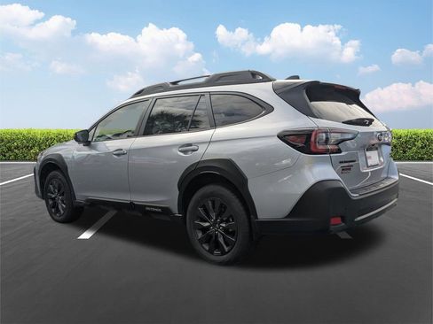 Used 2025 Subaru Outback Onyx Edition XT w/ Popular Package #2 image 7