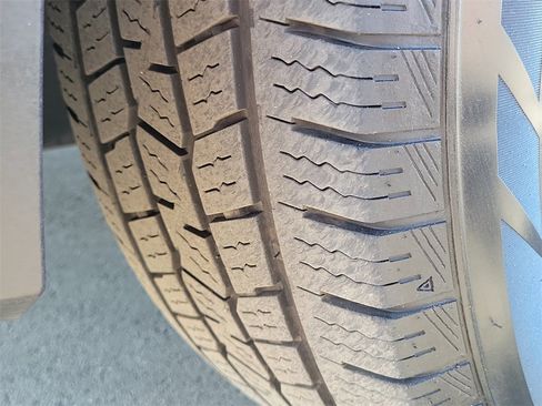 Used 2020 Hyundai Santa Fe SEL image 25