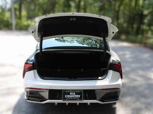 New 2026 Kia K5 EX image 9