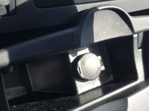 Used 2013 Toyota Corolla L image 29