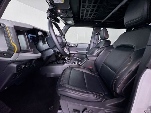 Used 2022 Ford Bronco Badlands w/ Sasquatch Package image 14