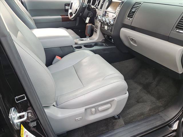 Used 2012 Toyota Sequoia Platinum AWD/4WD image 24