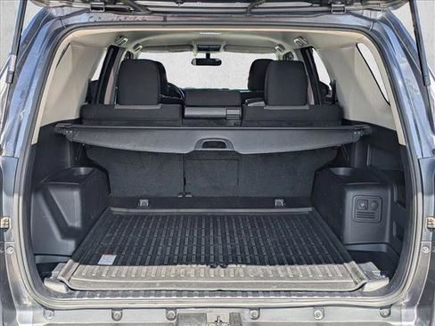 Used 2014 Toyota 4Runner SR5 AWD/4WD image 6