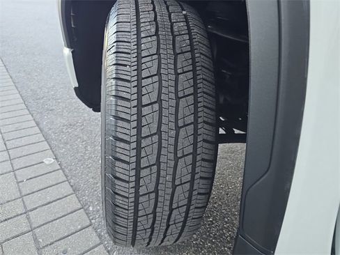 Certified 2024 GMC Sierra 1500 Elevation image 31