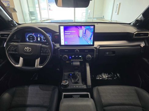 Certified 2025 Toyota 4Runner TRD Off-Road Premium AWD/4WD image 10