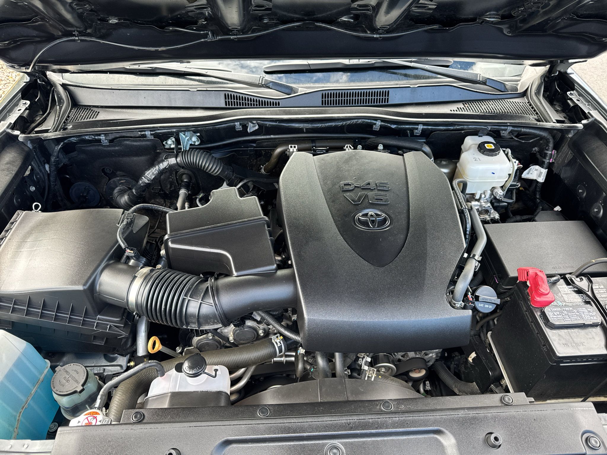 Certified 2023 Toyota Tacoma TRD Off-Road AWD/4WD image 16