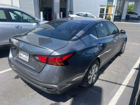 Used 2020 Nissan Altima 2.5 S image 4