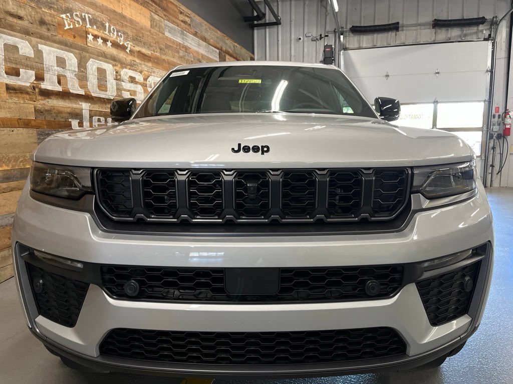 New 2026 Jeep Grand Cherokee Limited AWD/4WD image 53