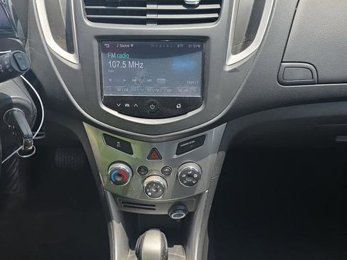 Used 2016 Chevrolet Trax LT w/ LT Sun and Sound Package AWD/4WD image 13