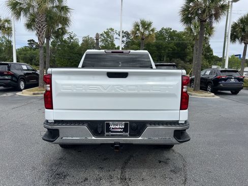 Used 2022 Chevrolet Silverado 1500 LT w/ Bed Protection Package image 9