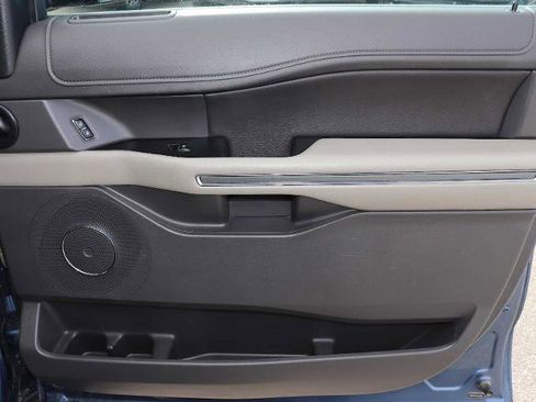 Certified 2019 Ford Expedition XLT w/ Equipment Group 202A image 23