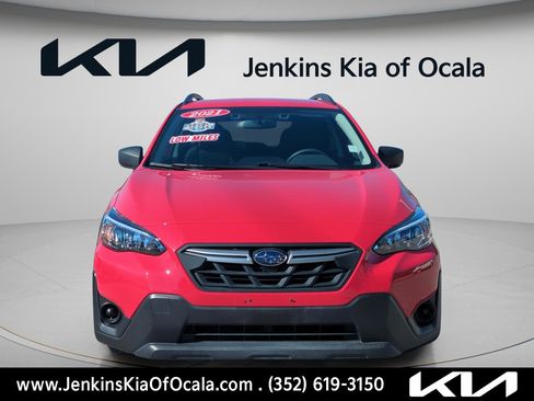 Used 2021 Subaru Crosstrek 2.0i image 9