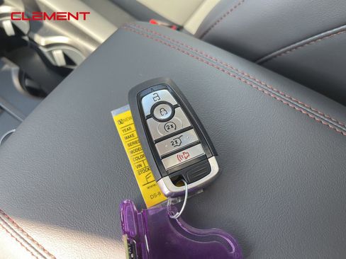 New 2025 Ford Explorer Active w/ Active Comfort Package image 46