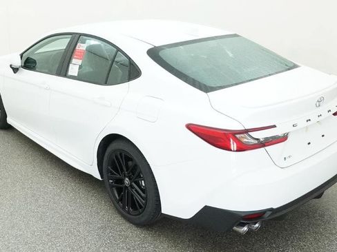 Used 2026 Toyota Camry SE FWD image 48