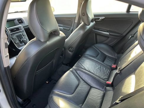 Used 2012 Volvo S60 T5 FWD image 23