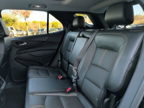 Used 2023 Chevrolet Equinox Premier image 35