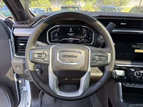 Used 2024 GMC Sierra 2500 Denali w/ Denali Reserve Package AWD/4WD image 27