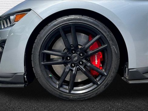 Used 2020 Ford Mustang Shelby GT500 w/ Technology Package RWD image 27