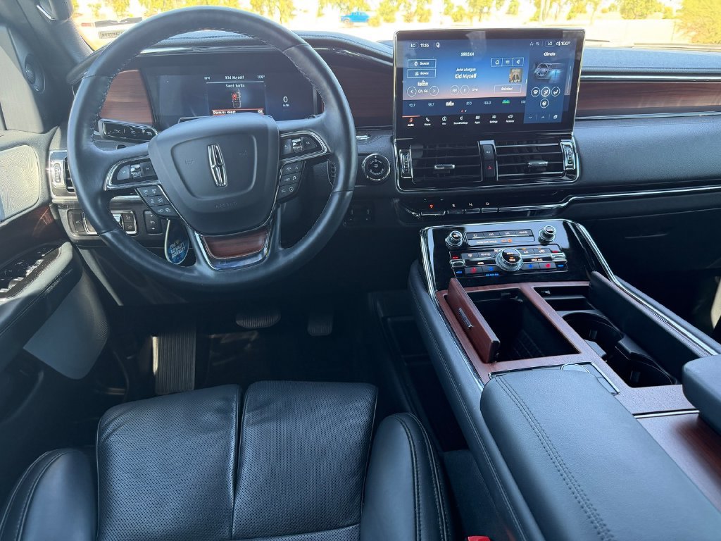 Used 2023 Lincoln Navigator Reserve AWD/4WD image 32