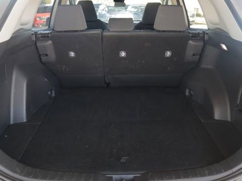 Used 2024 Toyota RAV4 XLE image 31