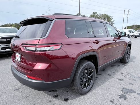 New 2026 Jeep Grand Cherokee L 2WD image 6