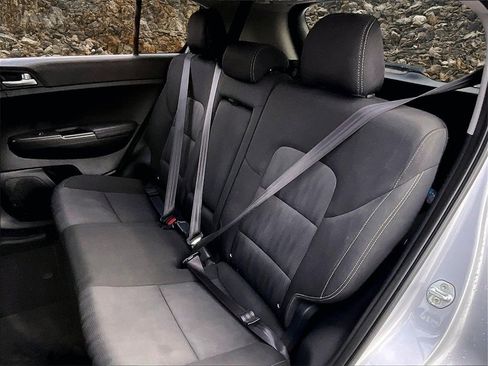 Used 2020 Kia Sportage LX image 23