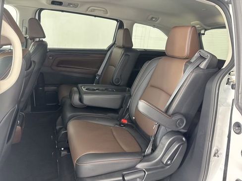Used 2026 Honda Odyssey Elite image 34