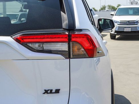 New 2025 Toyota RAV4 XLE image 8