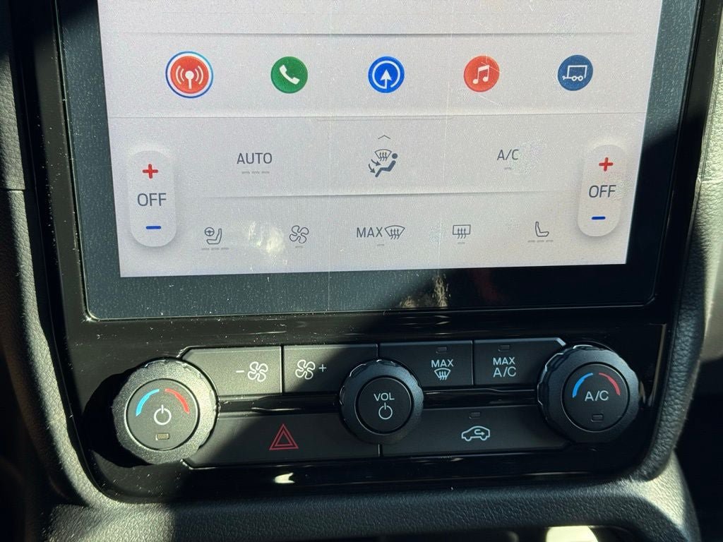 New 2024 Ford Ranger Lariat RWD image 12