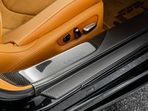 Used 2018 Lexus LC 500 Coupe image 34