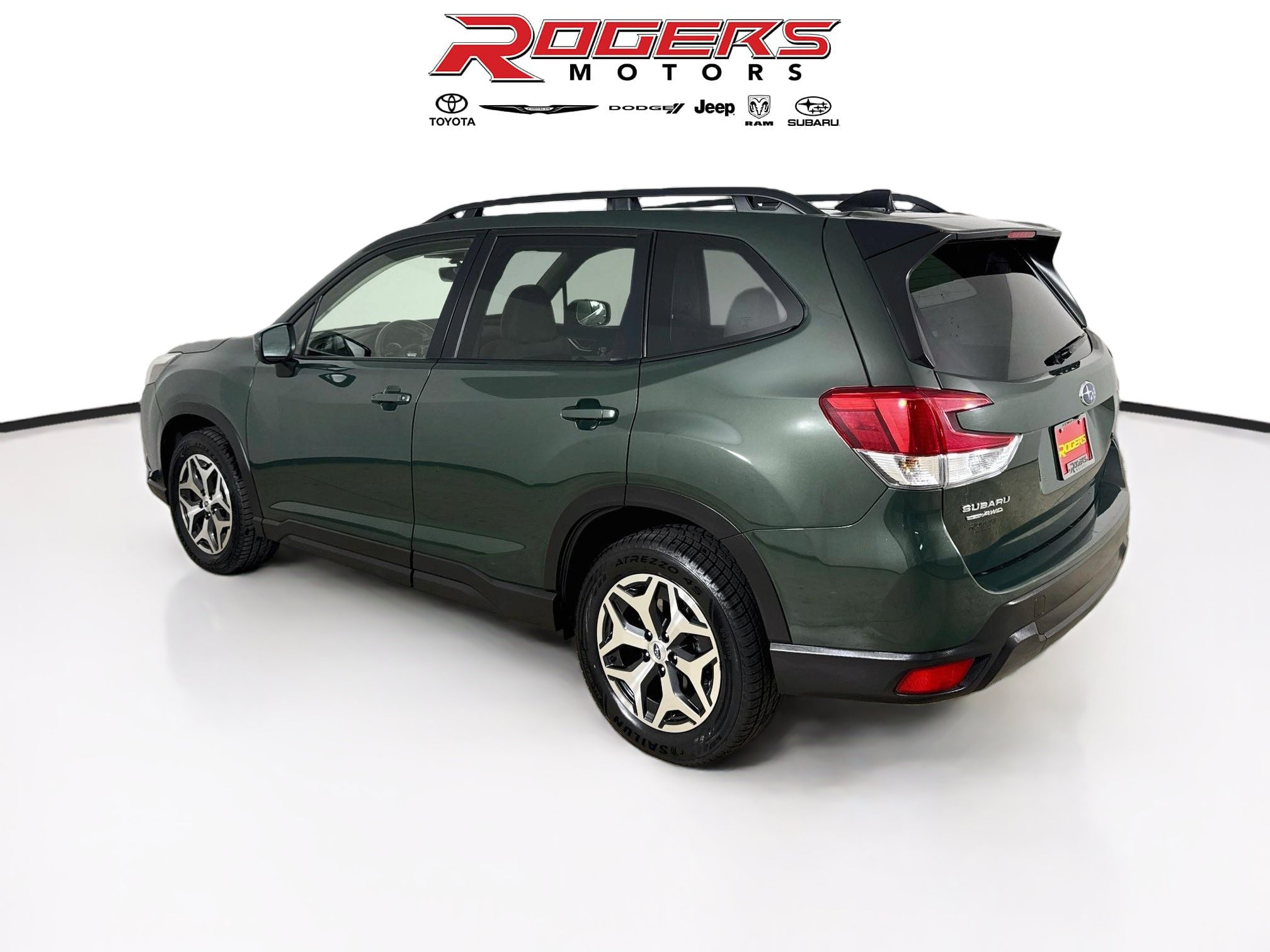 Certified 2024 Subaru Forester Premium AWD/4WD image 6