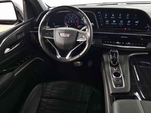 Used 2024 Cadillac Escalade ESV V w/ Heavy-Duty Trailer Package image 24