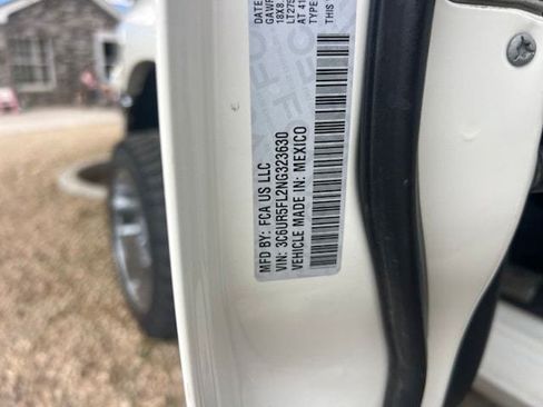 Used 2022 RAM 2500 Laramie AWD/4WD image 10