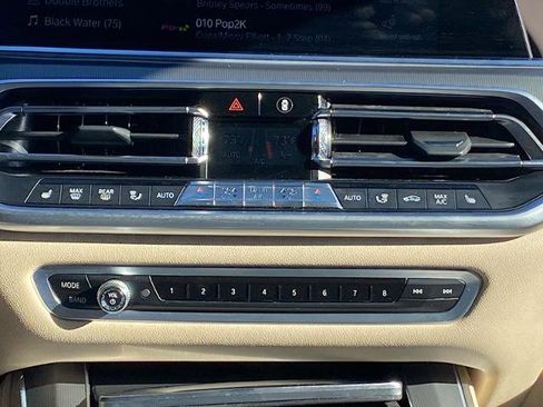 Used 2019 BMW X5 xDrive40i w/ Executive Package image 10