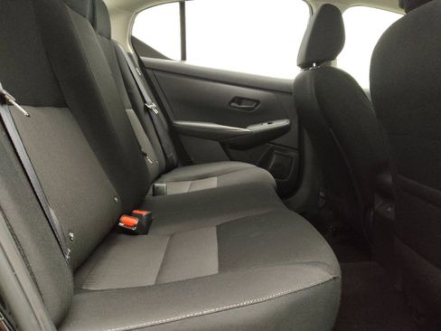 Used 2025 Nissan Sentra SV FWD image 19