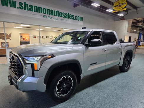 Used 2022 Toyota Tundra SR5 w/ TRD Off-Road Package AWD/4WD image 2