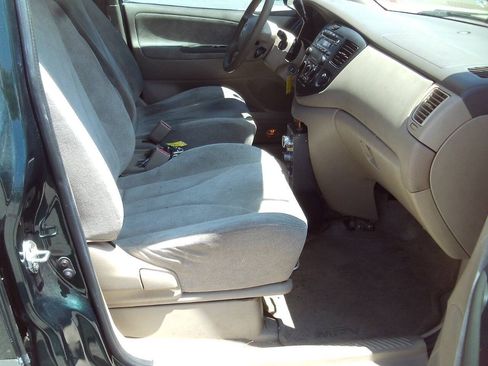 Used 2003 MAZDA MPV LX FWD image 8