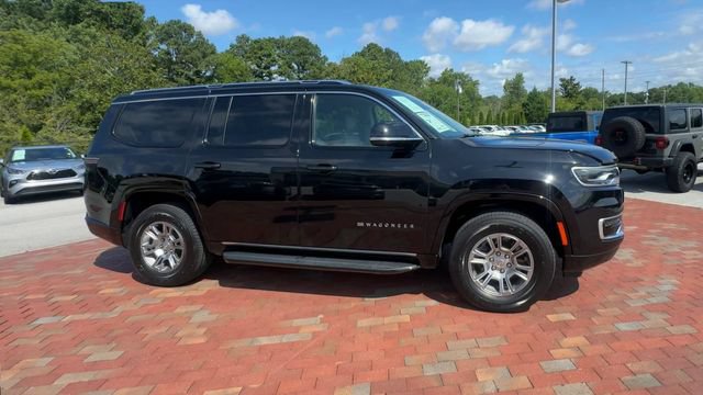 Used 2023 Jeep Wagoneer 2WD image 4