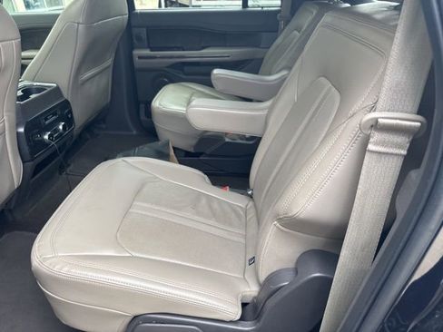 Used 2021 Ford Expedition Max Limited image 6