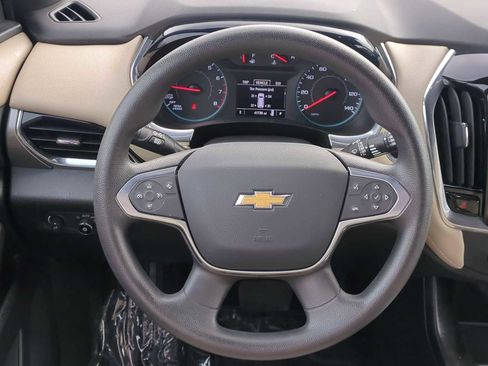Used 2023 Chevrolet Traverse LS w/ Safety Package image 14